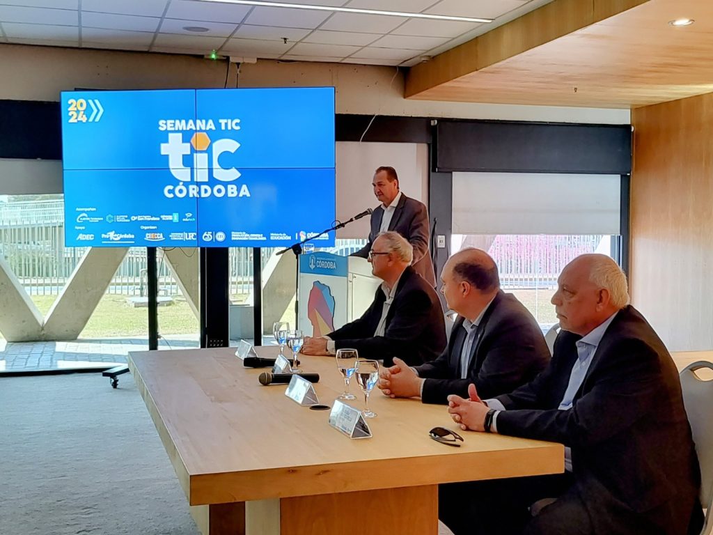 Entre las actividades programadas, se destacan las Rondas de negocios y una Jornada GovTech de vinculación entre Municipios y Empresas tecnológicas; y el EntrenamientoNube, una asesoría de forma presencial y sin cargo en ecommerce a cargo de Tienda Nube.