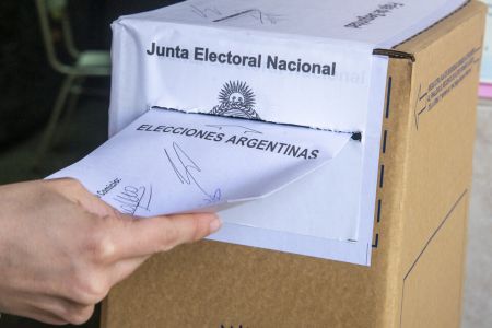 urna elecciones