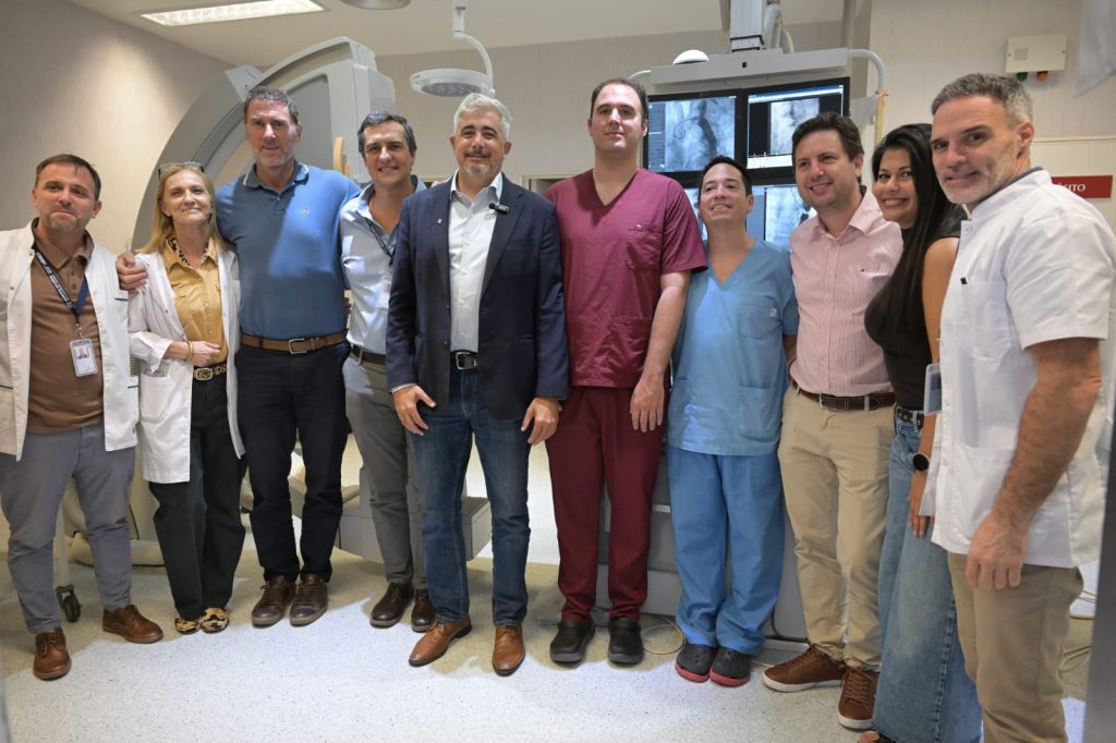 El equipo medico del Hospital de Niños de Córdoba fue quien realizó la cirugía de alta complejidad.